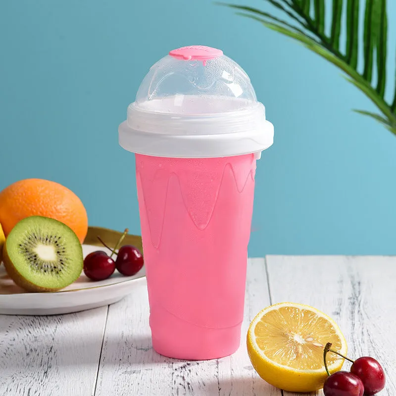 New mint green smoothie cup with lid and straw spoon, 201ml capacity, food-grade silicone body