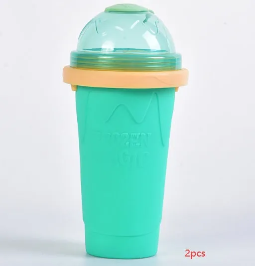 New mint green smoothie cup with lid and straw spoon, 201ml capacity, food-grade silicone body