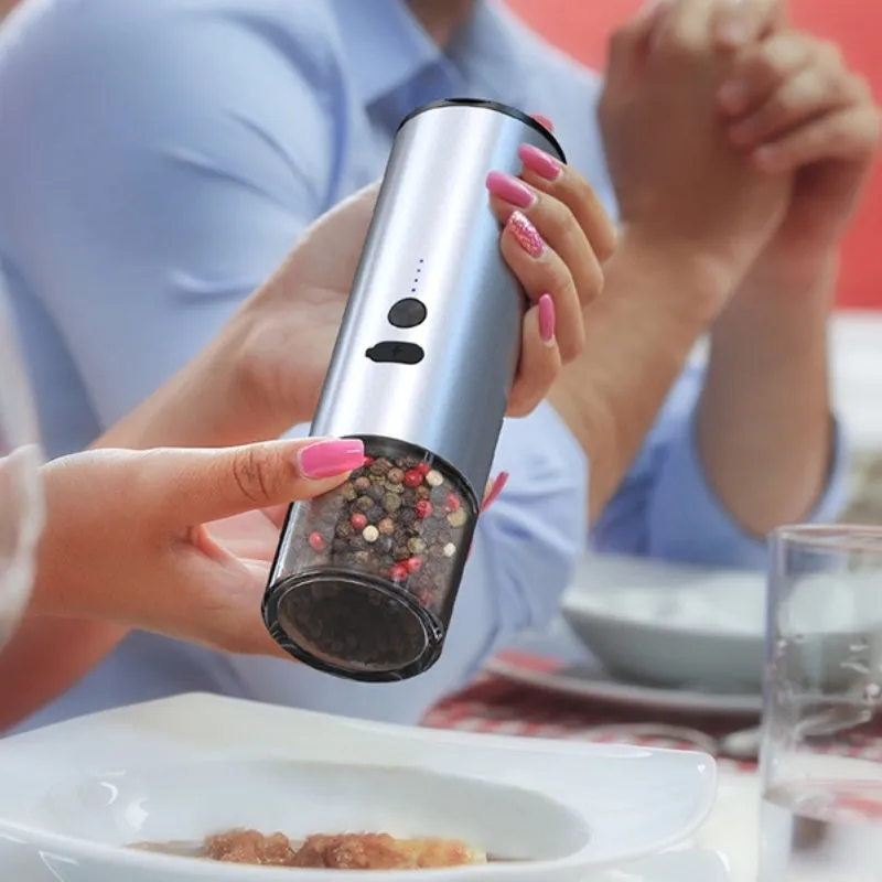 USB rechargeable electric salt and pepper grinder with clear glass jar and stainless steel top