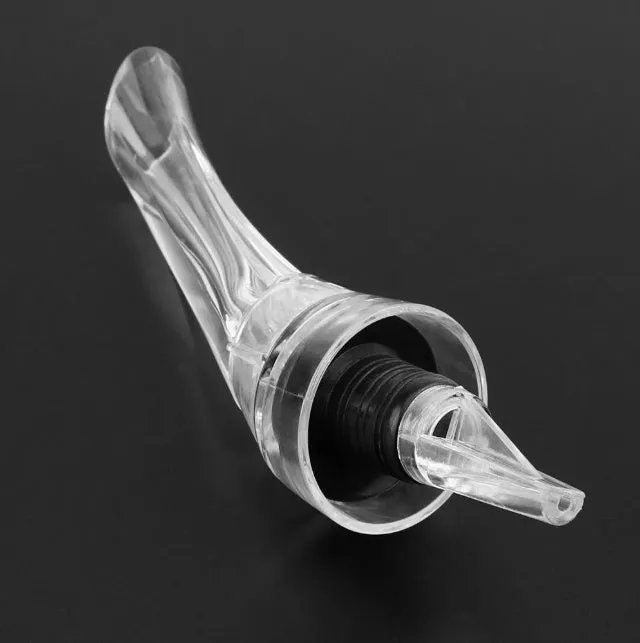 16cm long acrylic wine aerator with a stainless steel filter for instant pouring.
