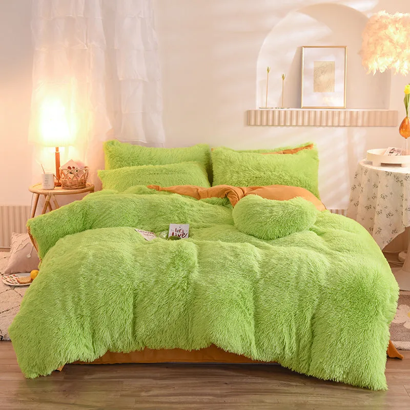 Soft plush mink velvet duvet cover set with pillowcases in beige colour for winter warmth
