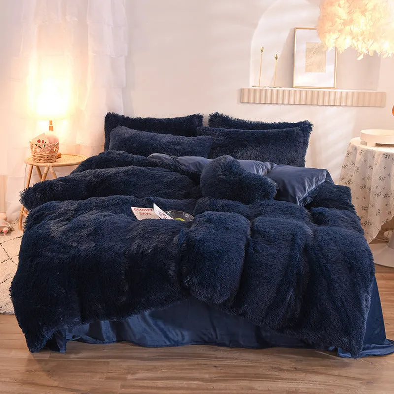 Thick beige mink velvet fleece duvet cover and pillowcases on a bed