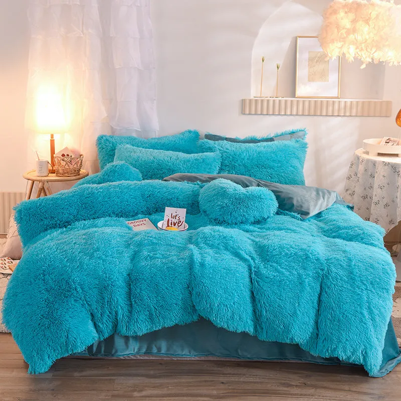 Soft plush mink velvet duvet cover set with pillowcases in beige colour for winter warmth