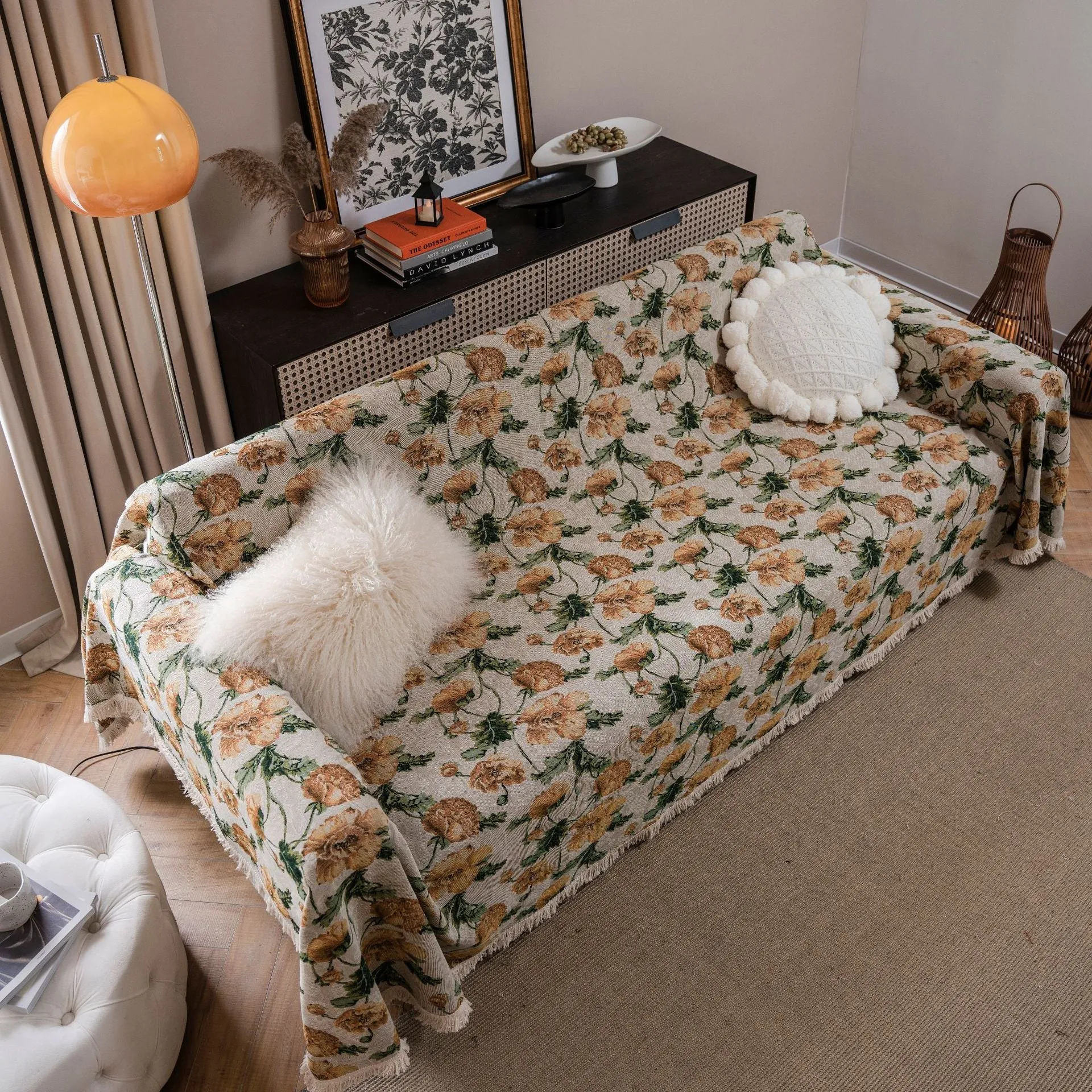 American country style jacquard floral patterned sofa cover in a retro design on a sofa.