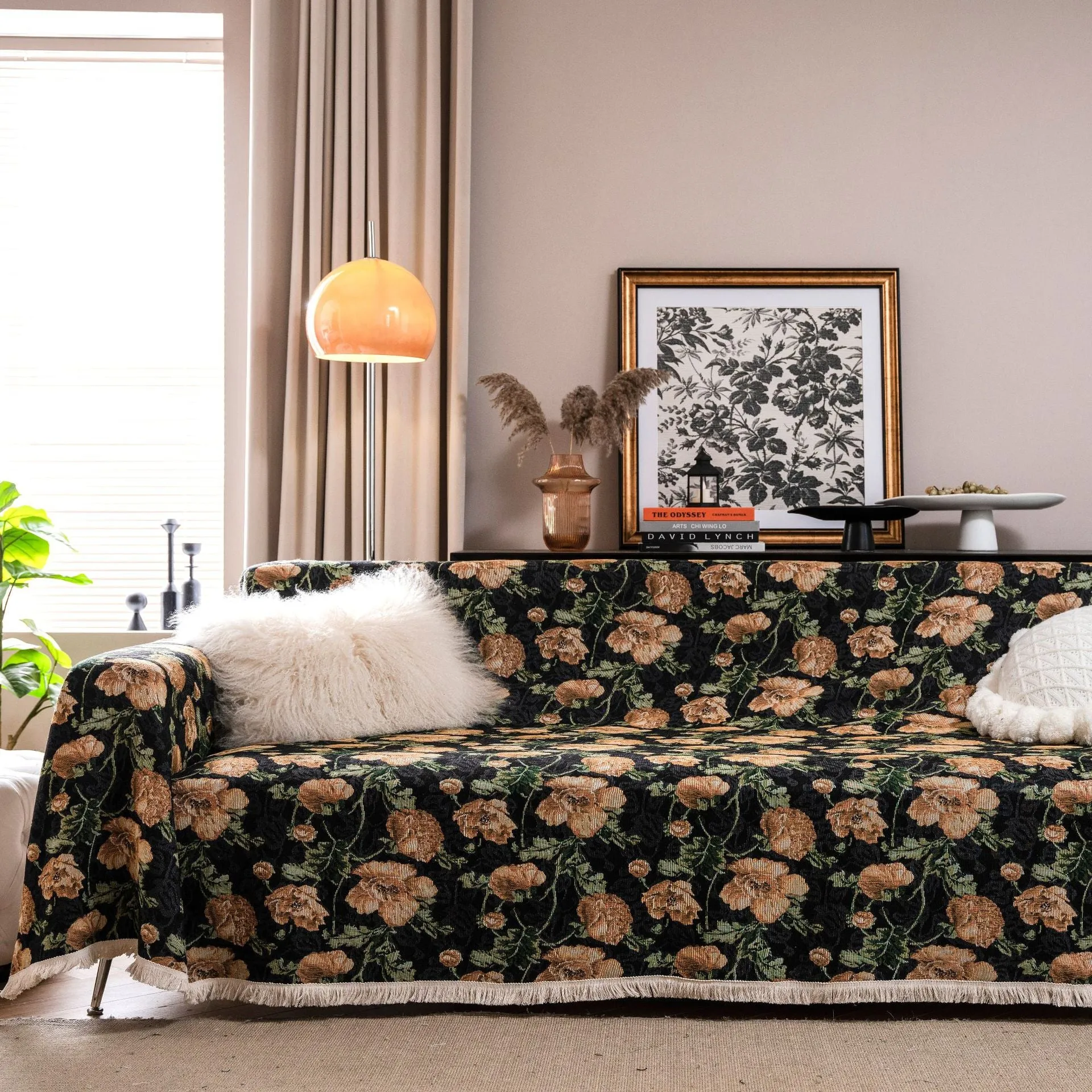 American country style jacquard floral patterned sofa cover in a retro design on a sofa.