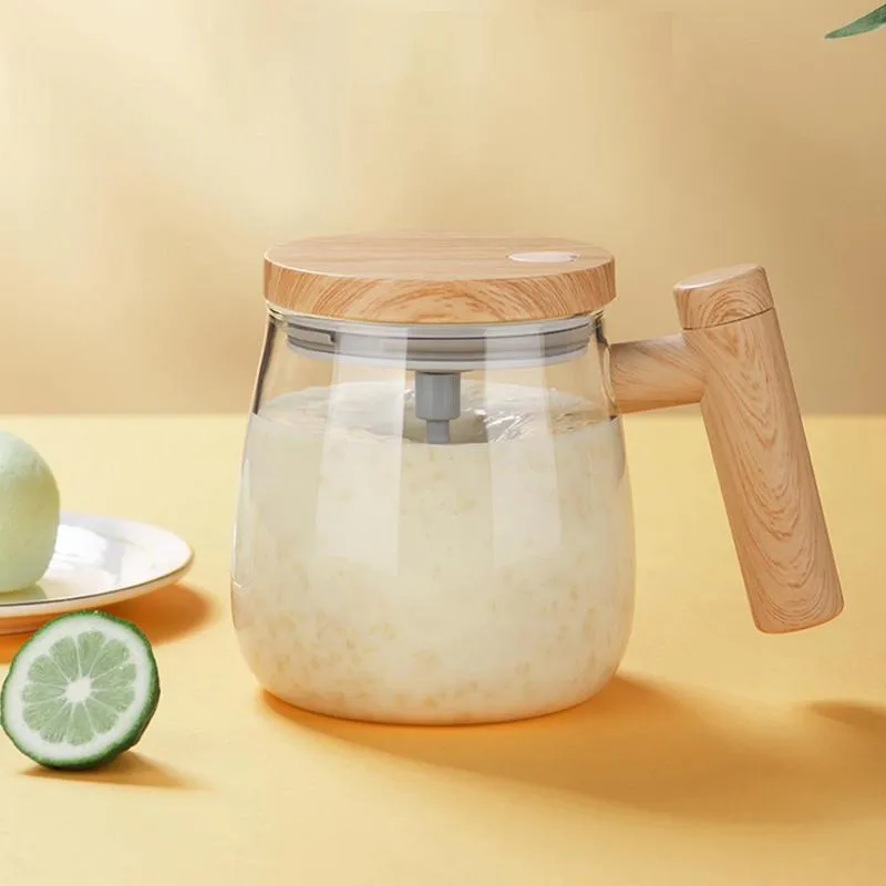 Clear borosilicate glass self-stirring coffee mug with automatic mixing function and 400ml capacity