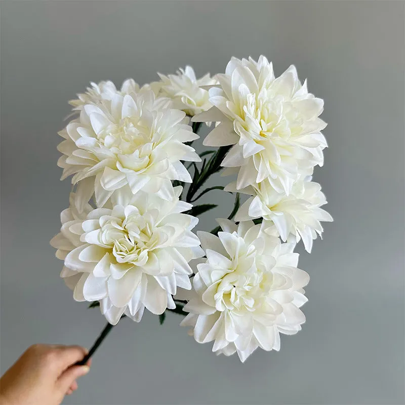 Silk flower bouquet with artificial roses and peonies in mixed colours for desktop fan display