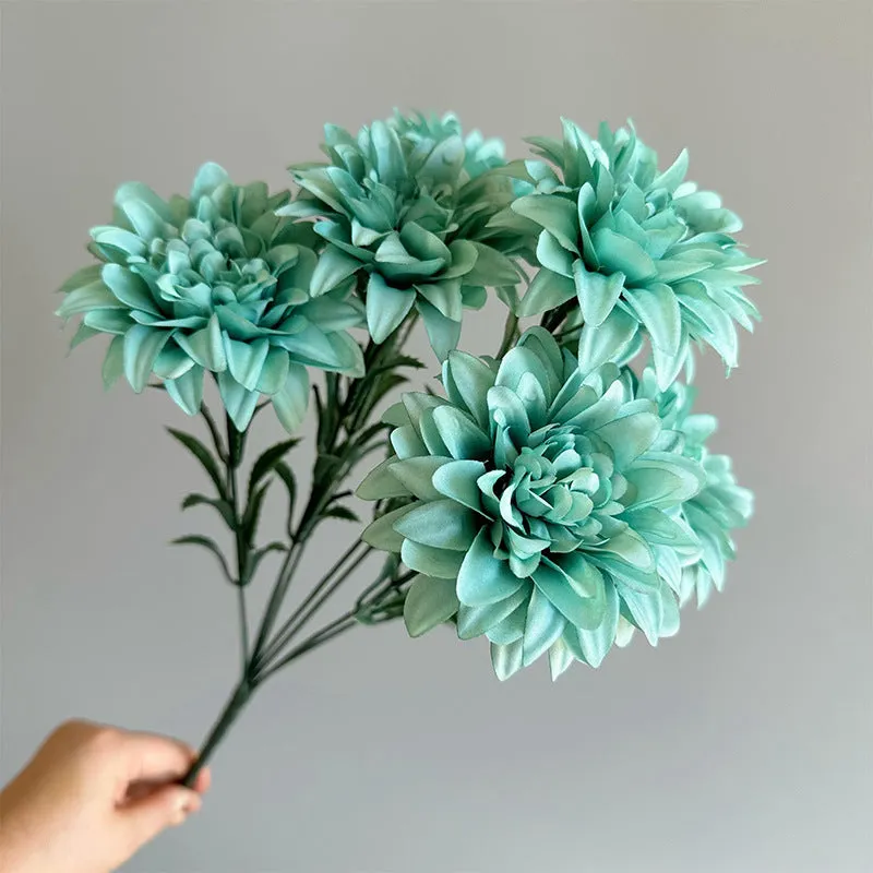 Silk flower bouquet with artificial roses and peonies in mixed colours for desktop fan display