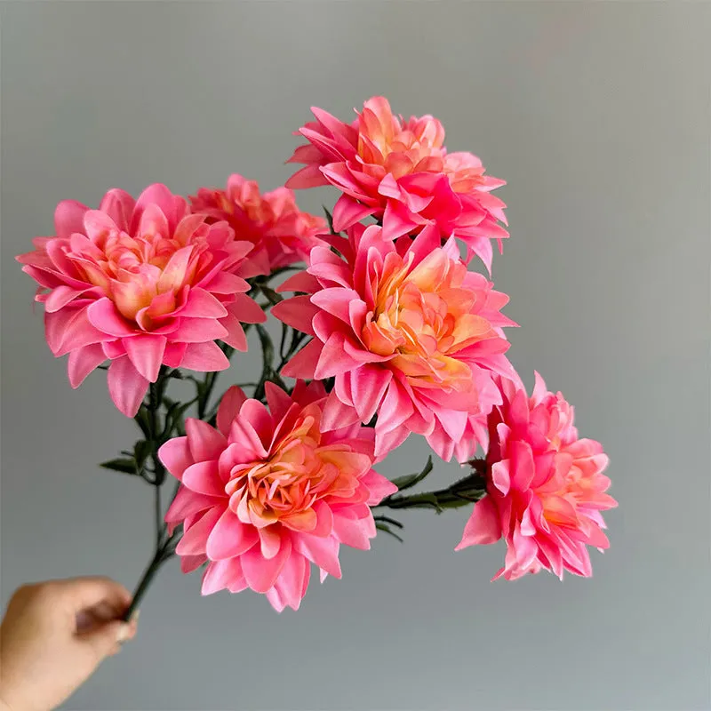 Silk flower bouquet with artificial roses and peonies in mixed colours for desktop fan display