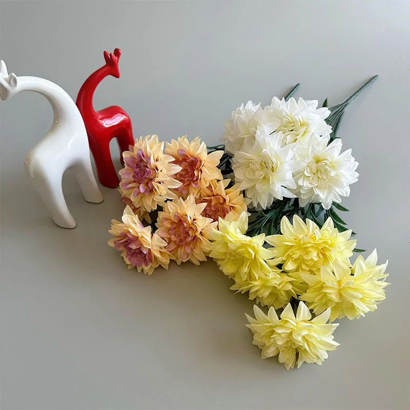Silk flower bouquet with artificial roses and peonies in mixed colours for desktop fan display