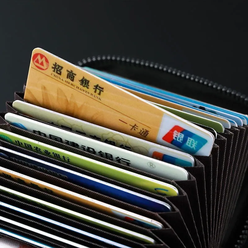 Men's anti-degaussing PU card holder in gray with 11 card positions, urban simplicity style