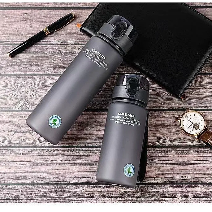 Cassino Student Cup portable sports cup with lanyard in Elegant Gray, 560ml