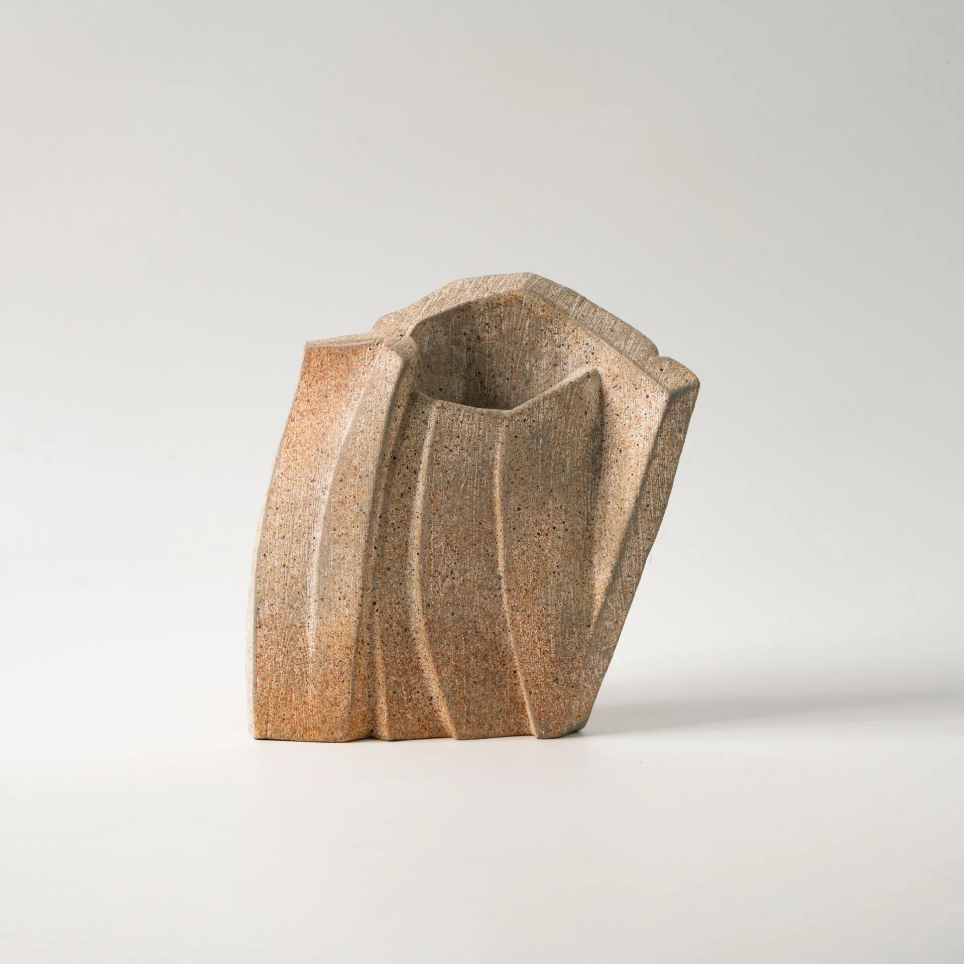 Resin reconstructed flower art displayed in ceramic vase with modern simplicity design in GT-B058 colour