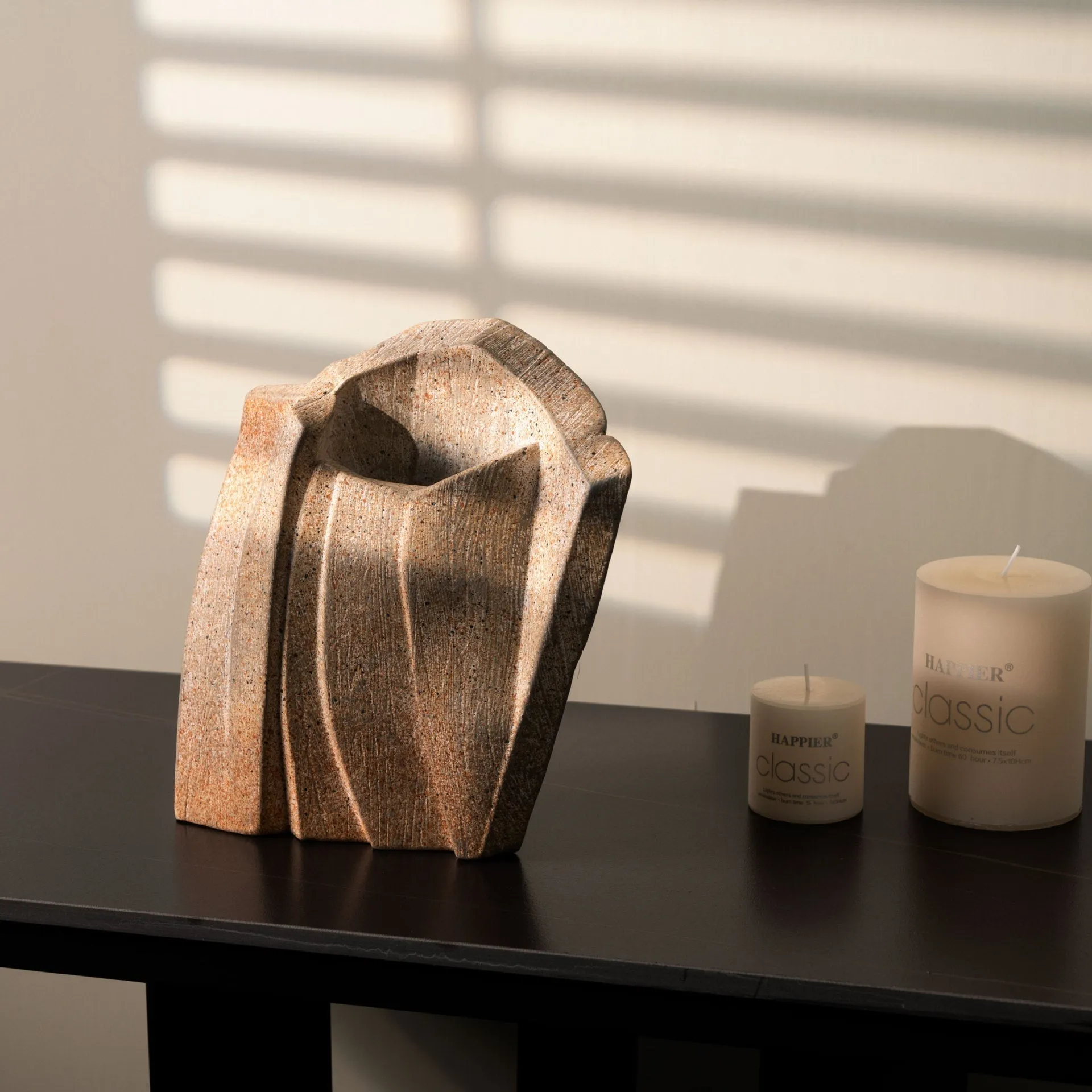 Resin reconstructed flower art displayed in ceramic vase with modern simplicity design in GT-B058 colour