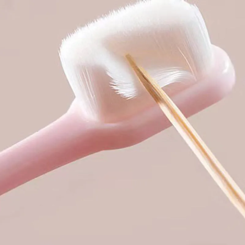 Micron soft manual toothbrush with 20000 bristles, ABS handle, compact 18.5cm design