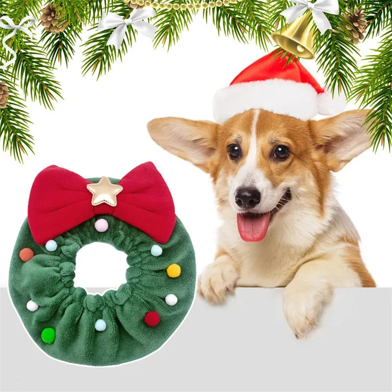 Green Christmas pet bow-knot collar with colourful fuzzy balls on a cat or dog for festive photo props