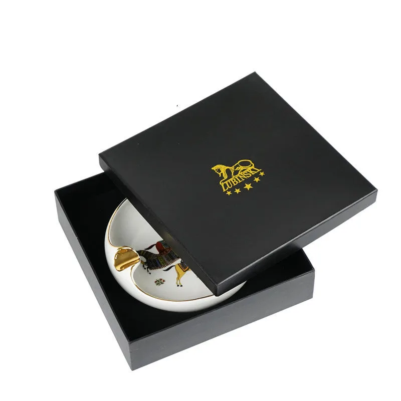 Bone ceramic cigar ashtray with manual gold drawing, 175mm square, horse colour finish
