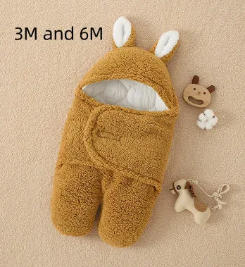 Thickened anti-shock out baby quilt in khaki with lamb velvet outer, 100% cotton inner, 45x78cm size for newborn sleeping bag use