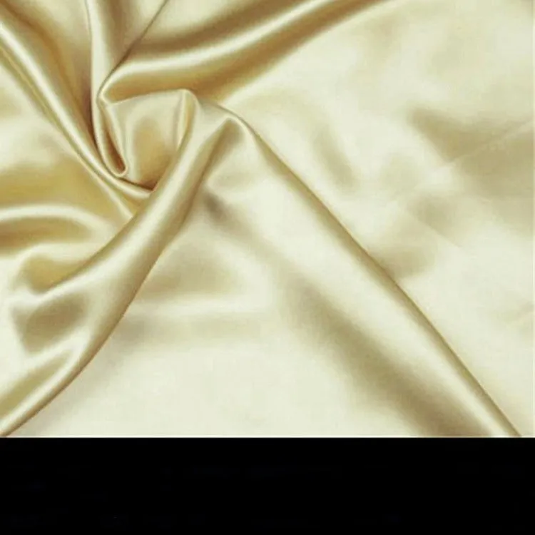 19M double-sided silk pillowcase shown in apricot colour, with size options 51x66, 51x76, and 51x91 cm.