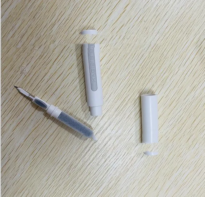 Bluetooth earbuds cleaning brush pen with soft microfibre tip and lightweight brush, 13 cm, on white background