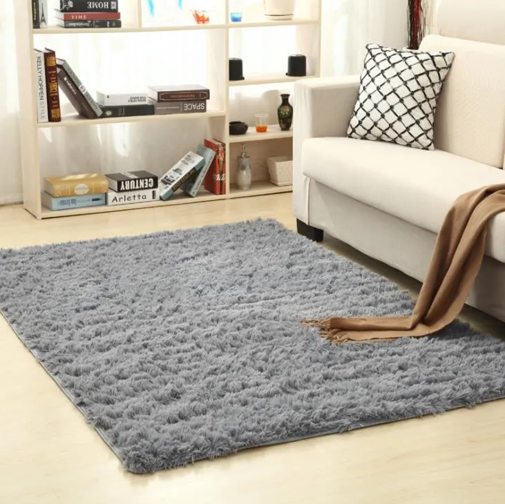 Machine-woven plain square carpet in beige for living room floor