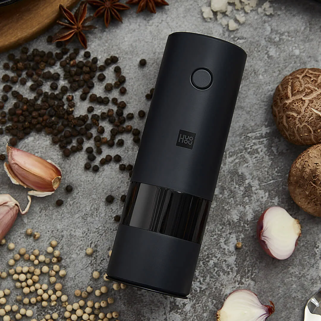 Electric grinder in black with ceramic mechanism, 51.5×157mm, for black pepper and sea salt