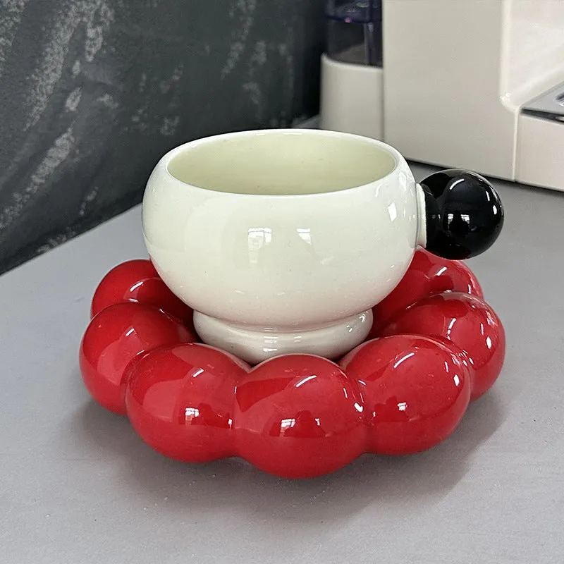 Ceramic coffee set with 250ml cup and matching dish in cotton candy colours