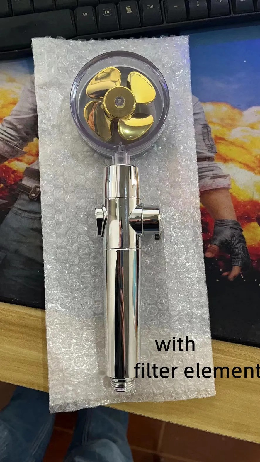 Turbo propeller shower head in gold with holder, ABS material, high-pressure rainfall design
