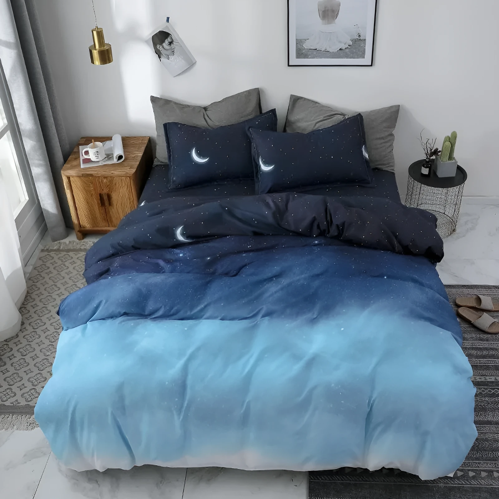 Four-piece diamond velvet bedding set with quilt duvet cover in Dark Grey on a bed