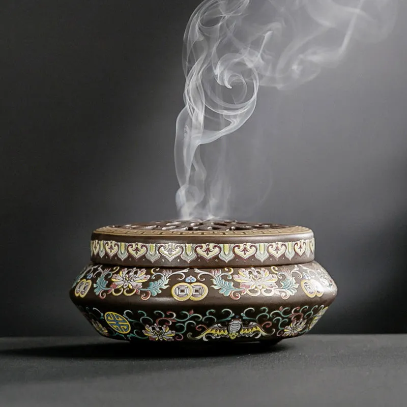 Handmade ceramic cloisonne incense burner with backward smoke channel in classic Dehua style