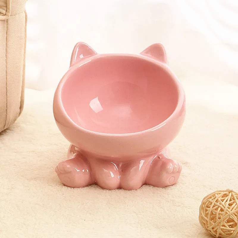 Ceramic cat bowl with oblique mouth and neck guard in black and white colour option