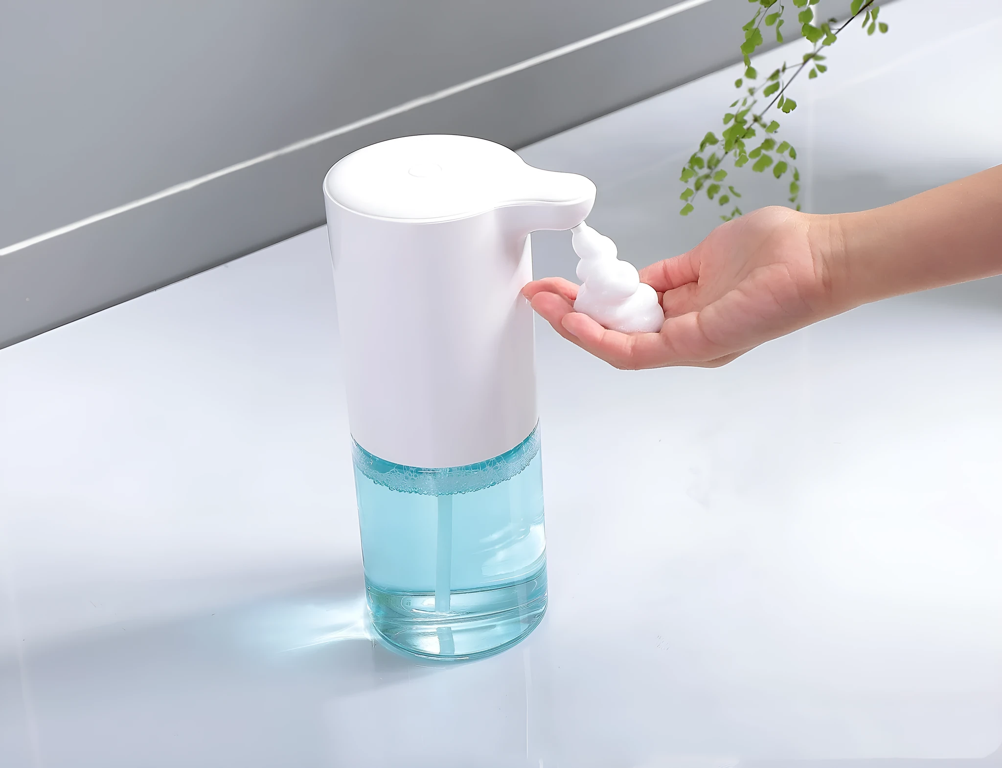 White automatic induction foam soap dispenser on desktop, ABS plastic, 72x99x192mm