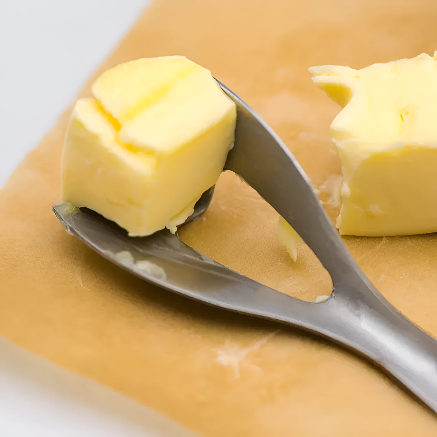 Stainless steel butter cutter with 12cm blade for baking pastry dough