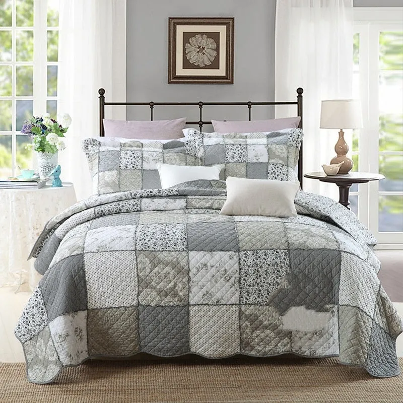Pure cotton bedspread-style three-piece bedding set with quilted texture in various colour options