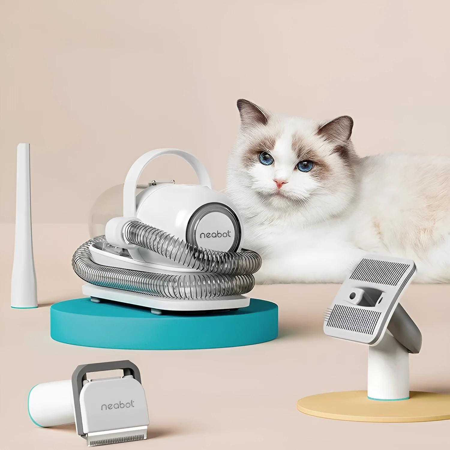 Pet grooming device on white background, ABS body, 290mm length, with trimming shears and massage comb accessories