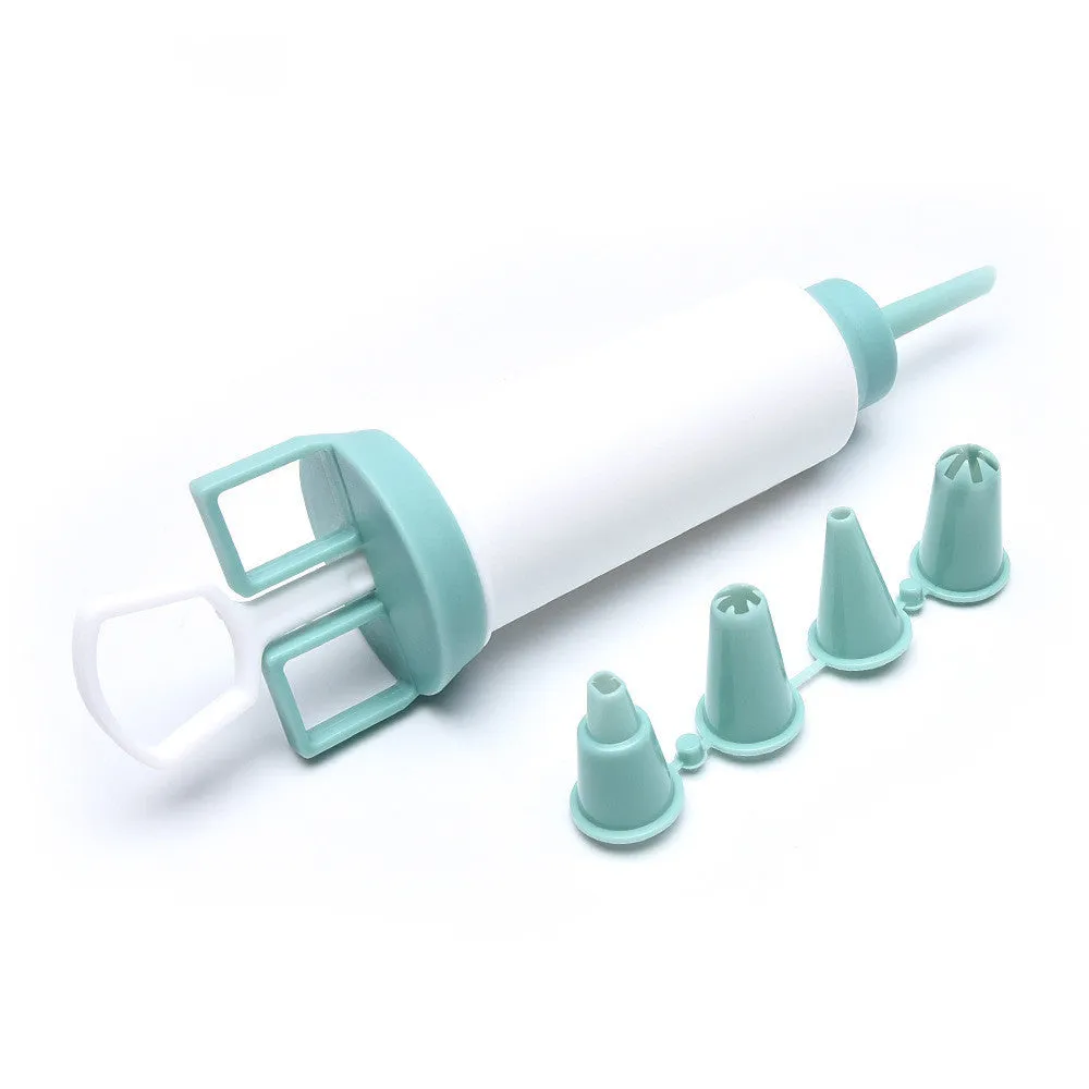 Five-piece cream mounted nozzle set with PP mounting gun and four nozzles in green