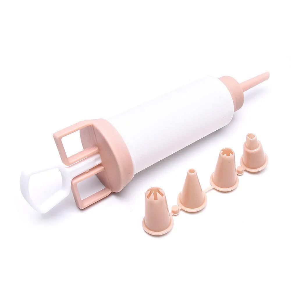 Five-piece cream mounted nozzle set with PP mounting gun and four nozzles in green