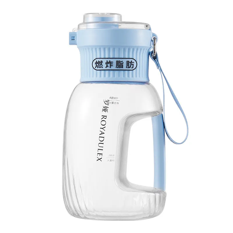 Portable blender juicer in light blue with USB charging cable and water cup, 801-1000mL capacity