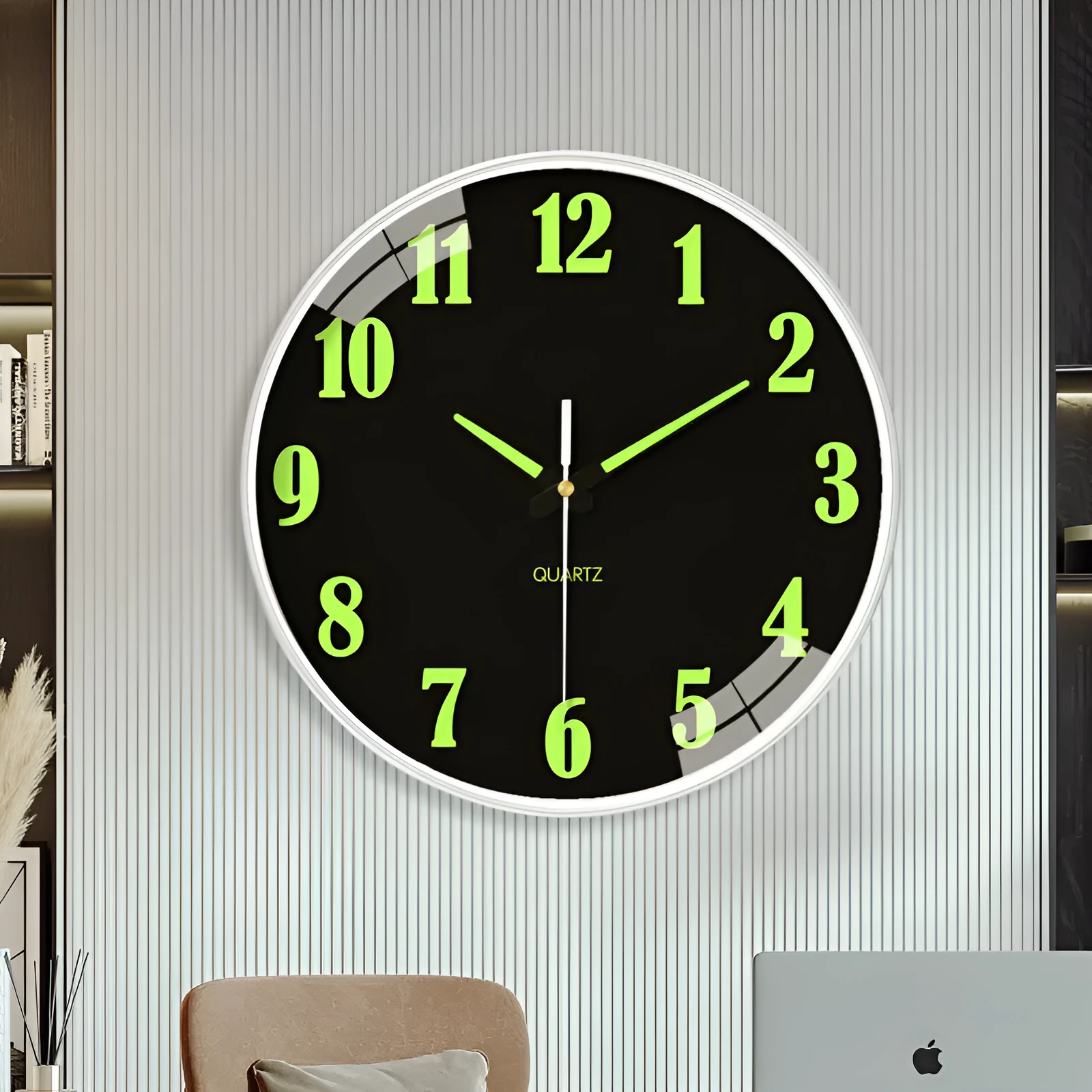 20cm diameter luminous wall clock with modern design and plastic shell for home and office use