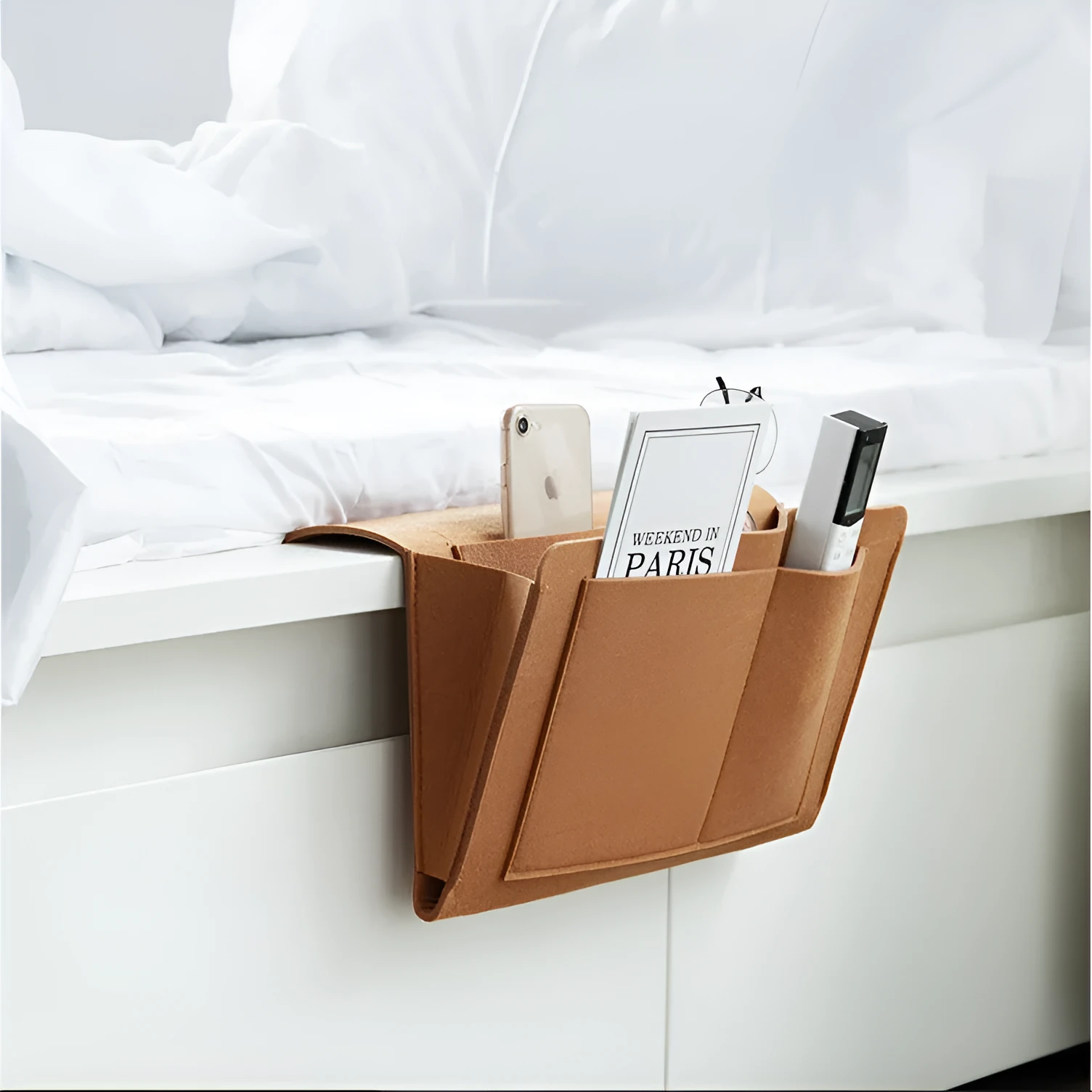 Felt bedside storage bag with multiple pockets in light grey, 30x20x10 cm, for remote controls and books