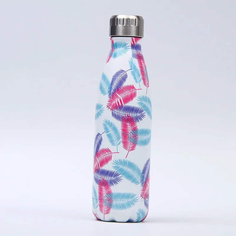 500ml stainless steel vacuum insulated sport bottle with lid on a gym bench
