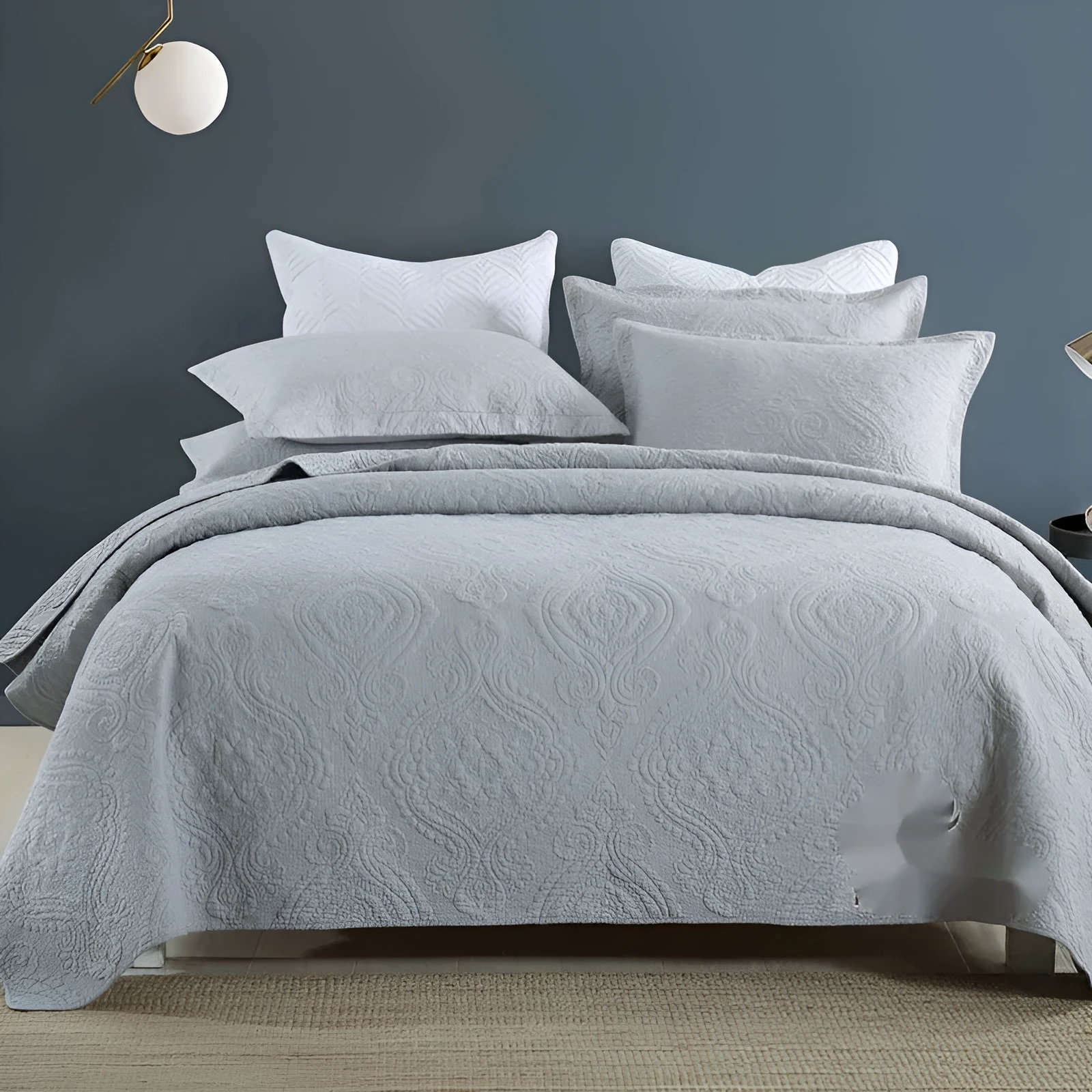 Double-sided pure cotton bed cover three-piece set with embroidery details and matching pillowcases