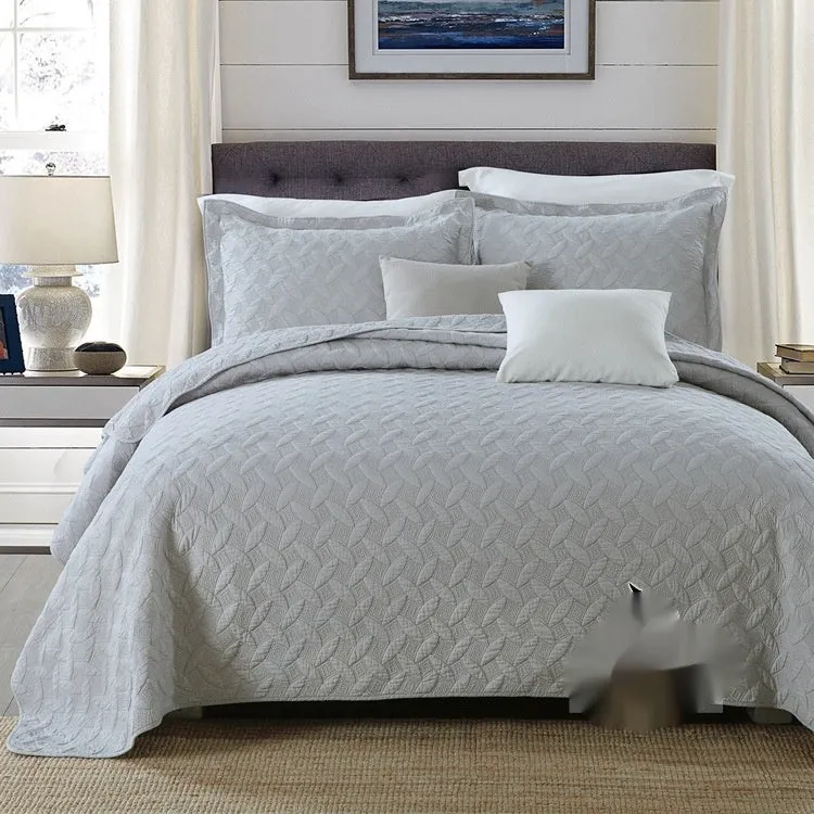 Double-sided pure cotton bed cover three-piece set with embroidery details and matching pillowcases