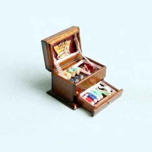 European style miniature wooden sewing kit box with double layer birch wood construction