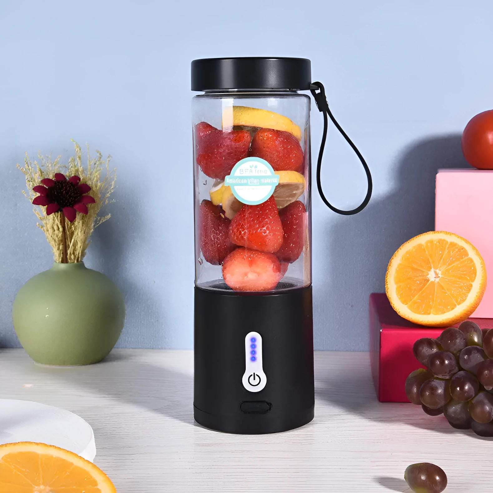 Black rechargeable portable juicer with USB charging port, 530ml capacity, and PC food grade plastic liner