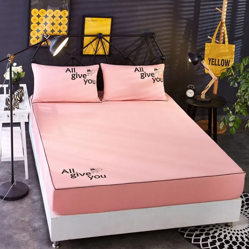 Beauty bed cover and brushed bed skirt in breathable sanding fabric, with nine colour options and multiple sizes