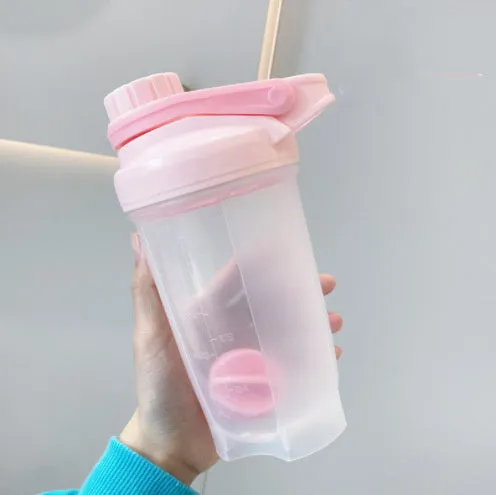 Blender shaker bottle with stirring ball, leakproof knob closure, available in purple, blue, pink, yellow, grey, 500ml and 700ml sizes