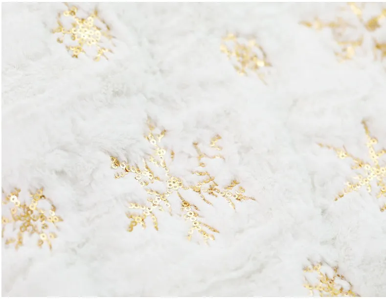 Christmas sequin embroidered tree skirt in imitation rabbit fur polyester, 90cm round, silver colour option