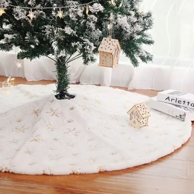 Christmas sequin embroidered tree skirt in imitation rabbit fur polyester, 90cm round, silver colour option