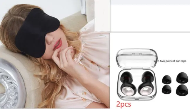 Double-sided mulberry silk eye mask with adjustable elastic band in black colour